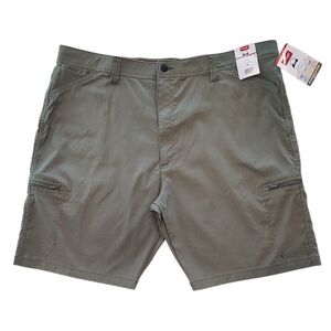 Wrangler Shorts Mens 44 Green Relaxed Fit Performance Zip Cargo Outdoor New